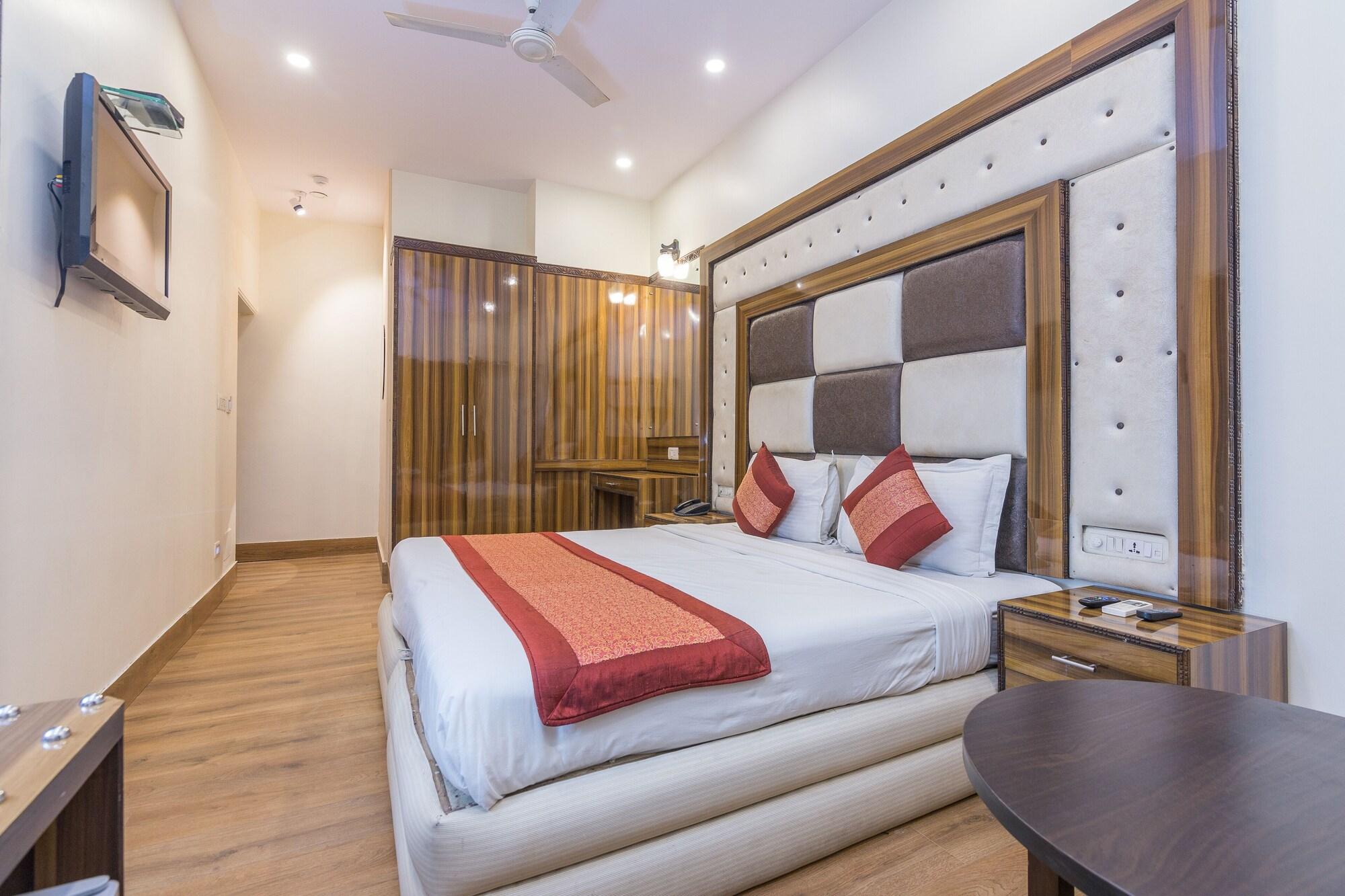 Rupam Hotel Delhi Kültér fotó