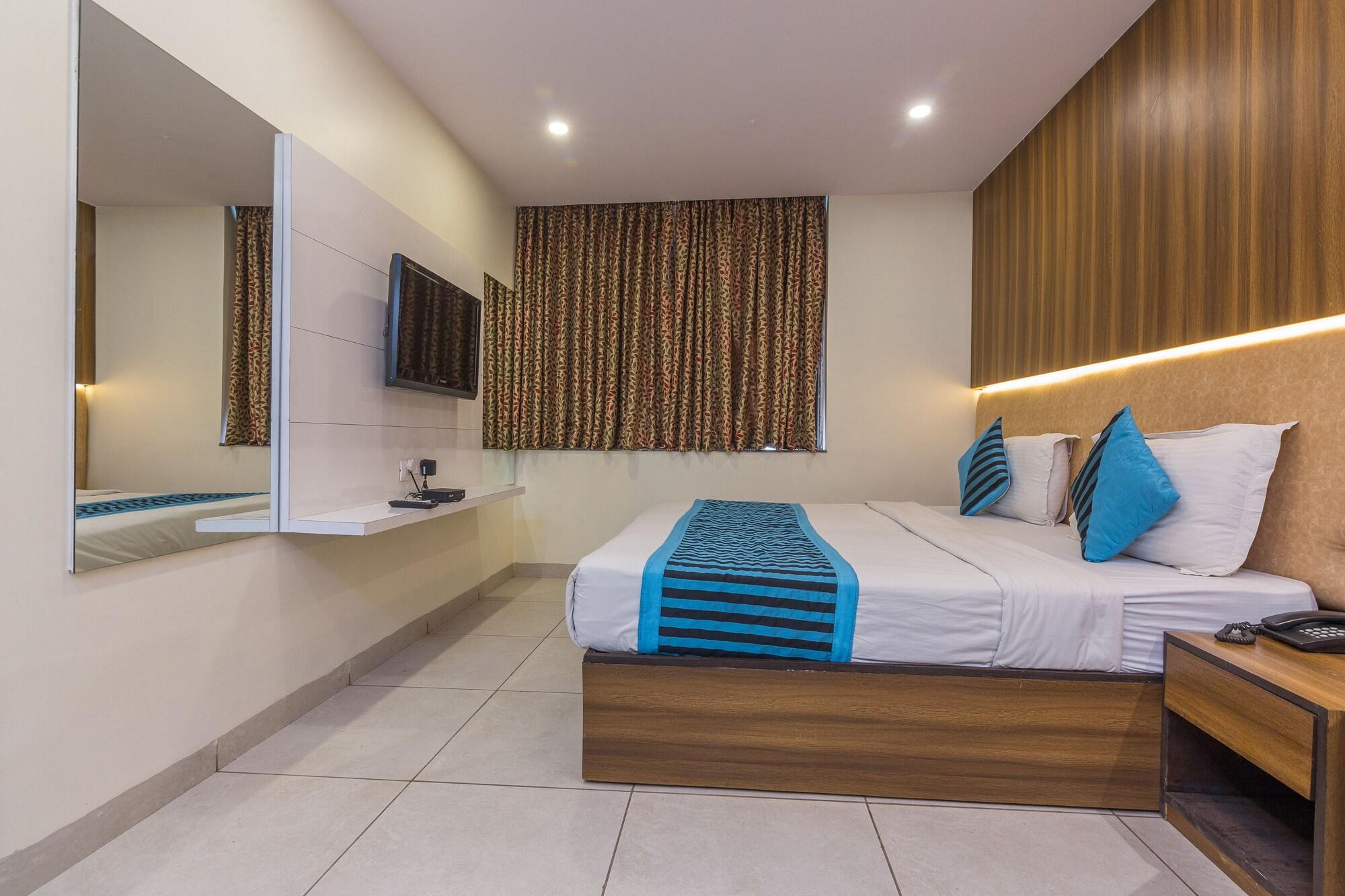 Rupam Hotel Delhi Kültér fotó