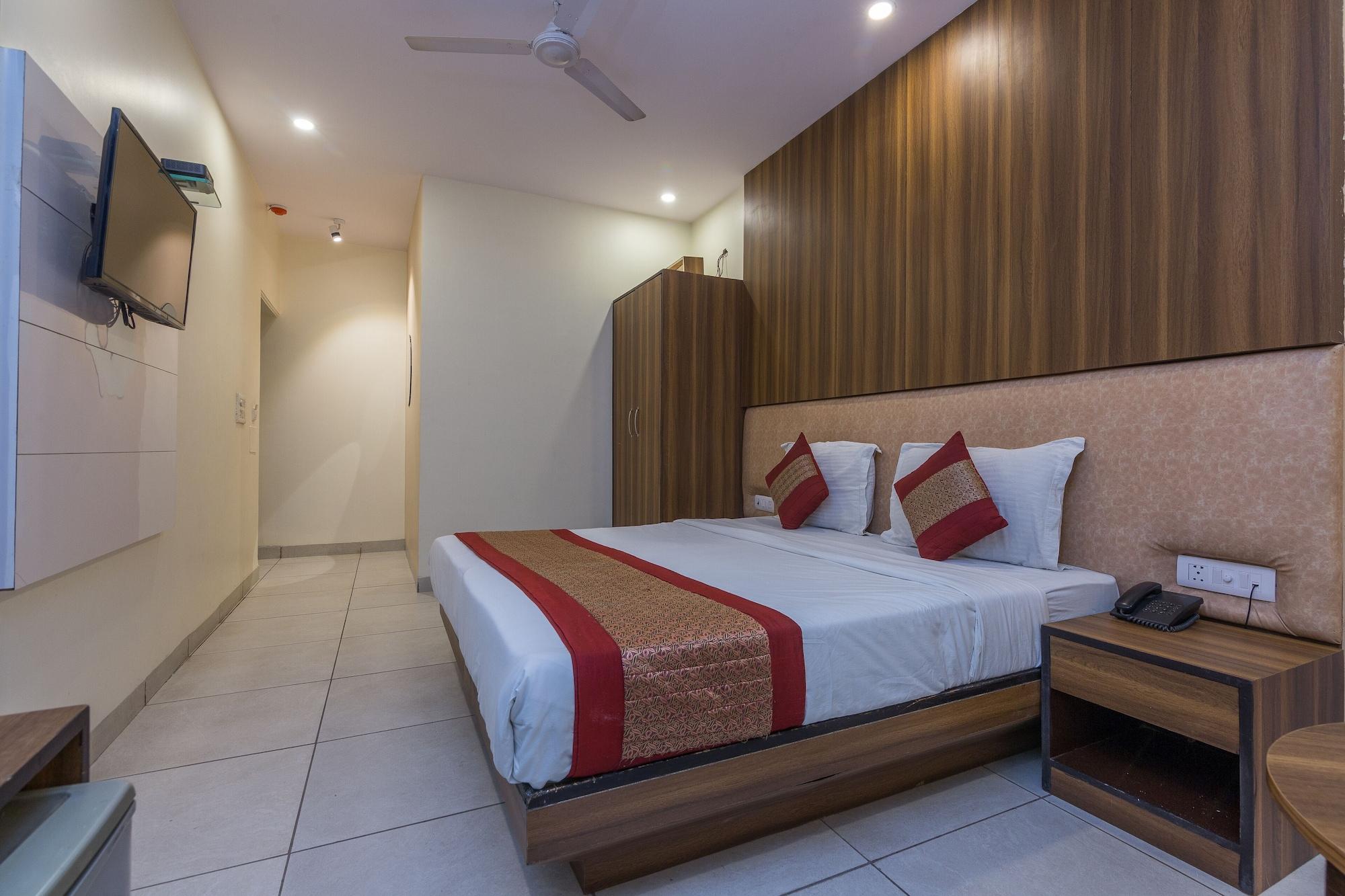 Rupam Hotel Delhi Kültér fotó