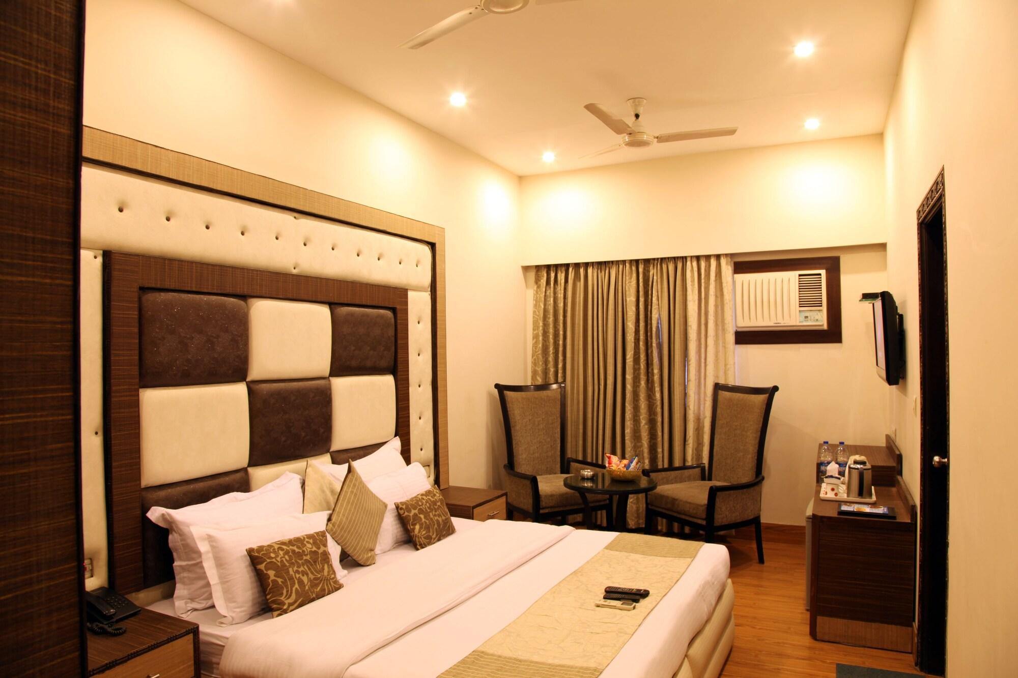 Rupam Hotel Delhi Kültér fotó