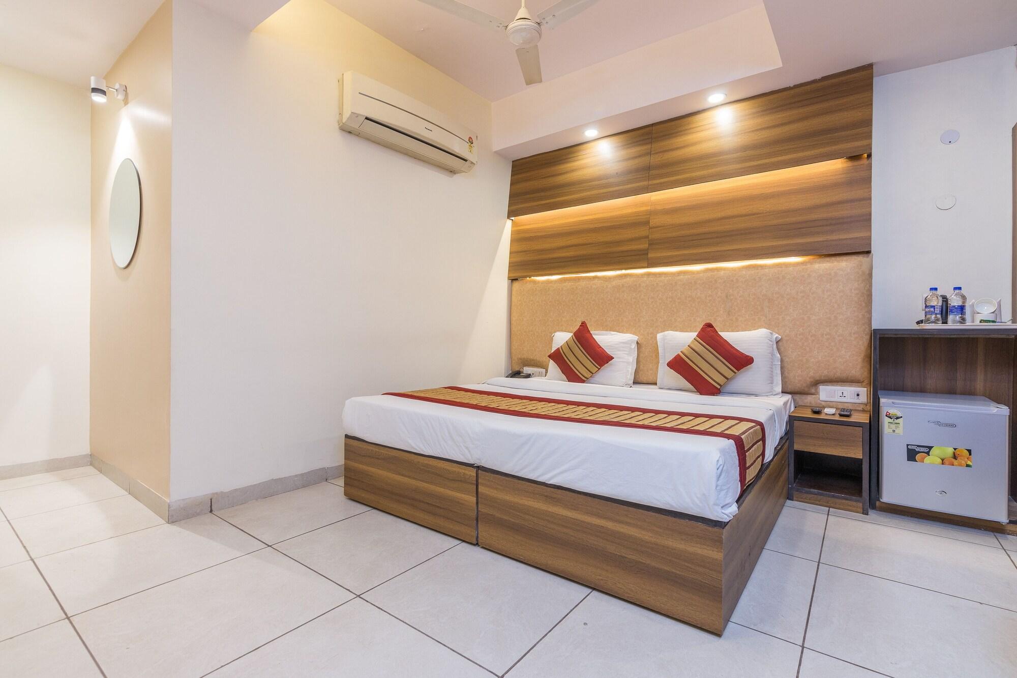 Rupam Hotel Delhi Kültér fotó