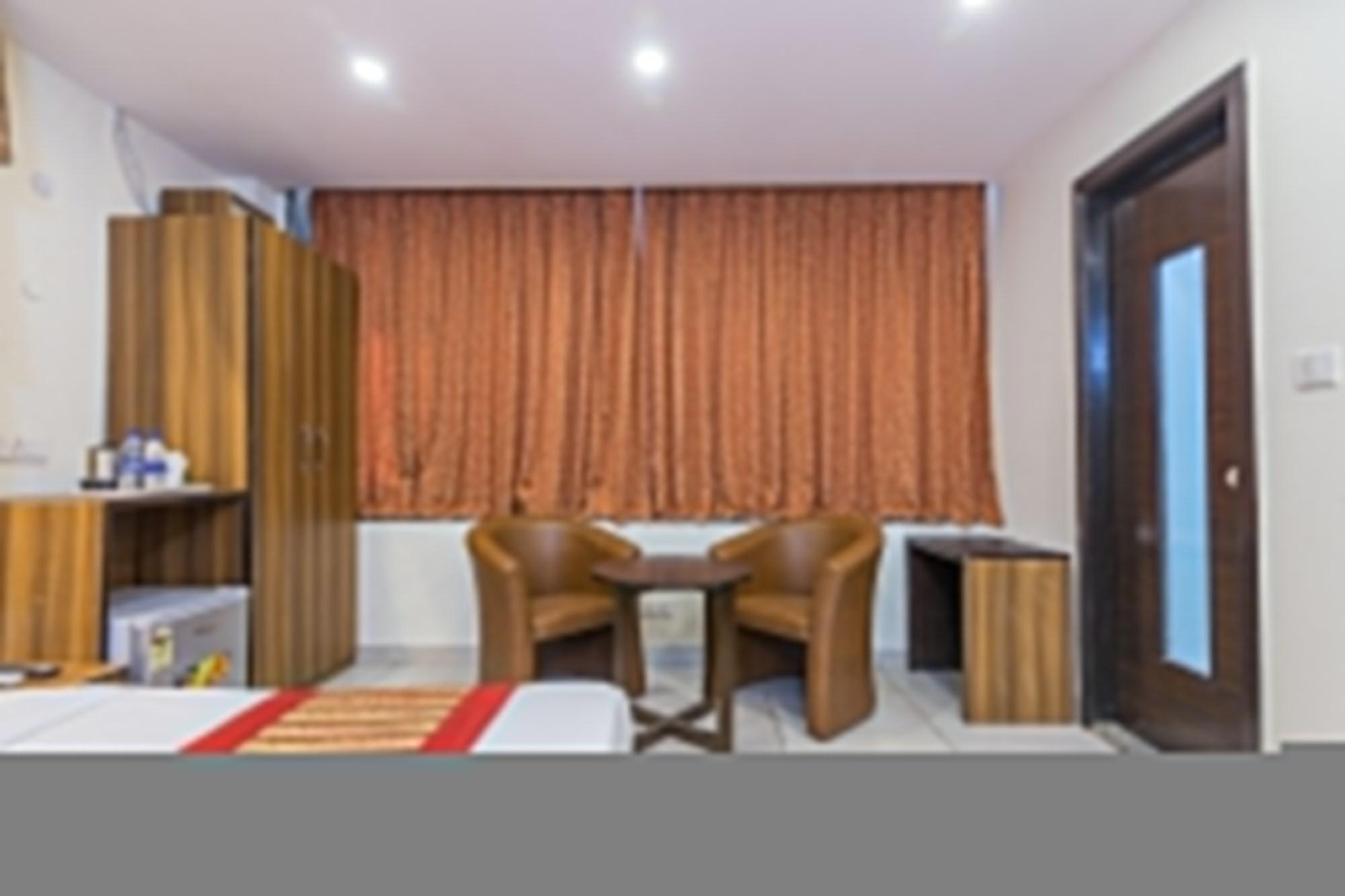 Rupam Hotel Delhi Kültér fotó