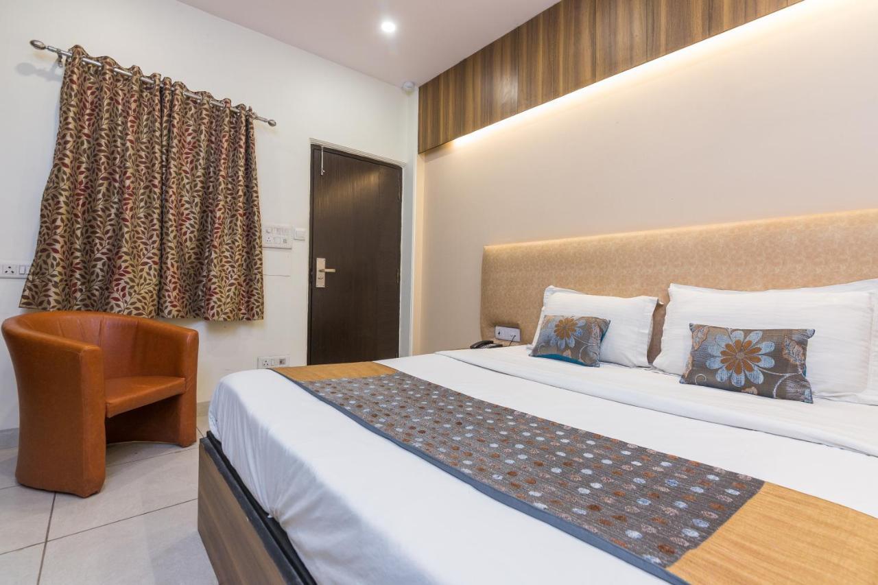 Rupam Hotel Delhi Kültér fotó